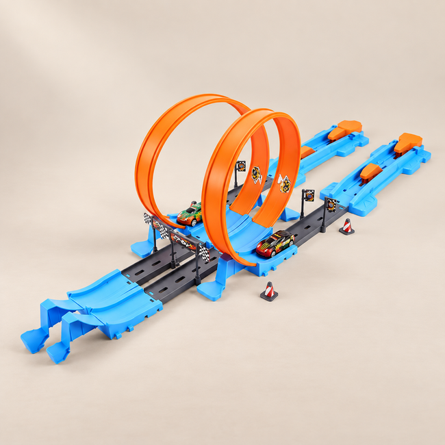 Double-Loop Racing Track — 40-Piece Set — Pivoli Toys beige studio photograph