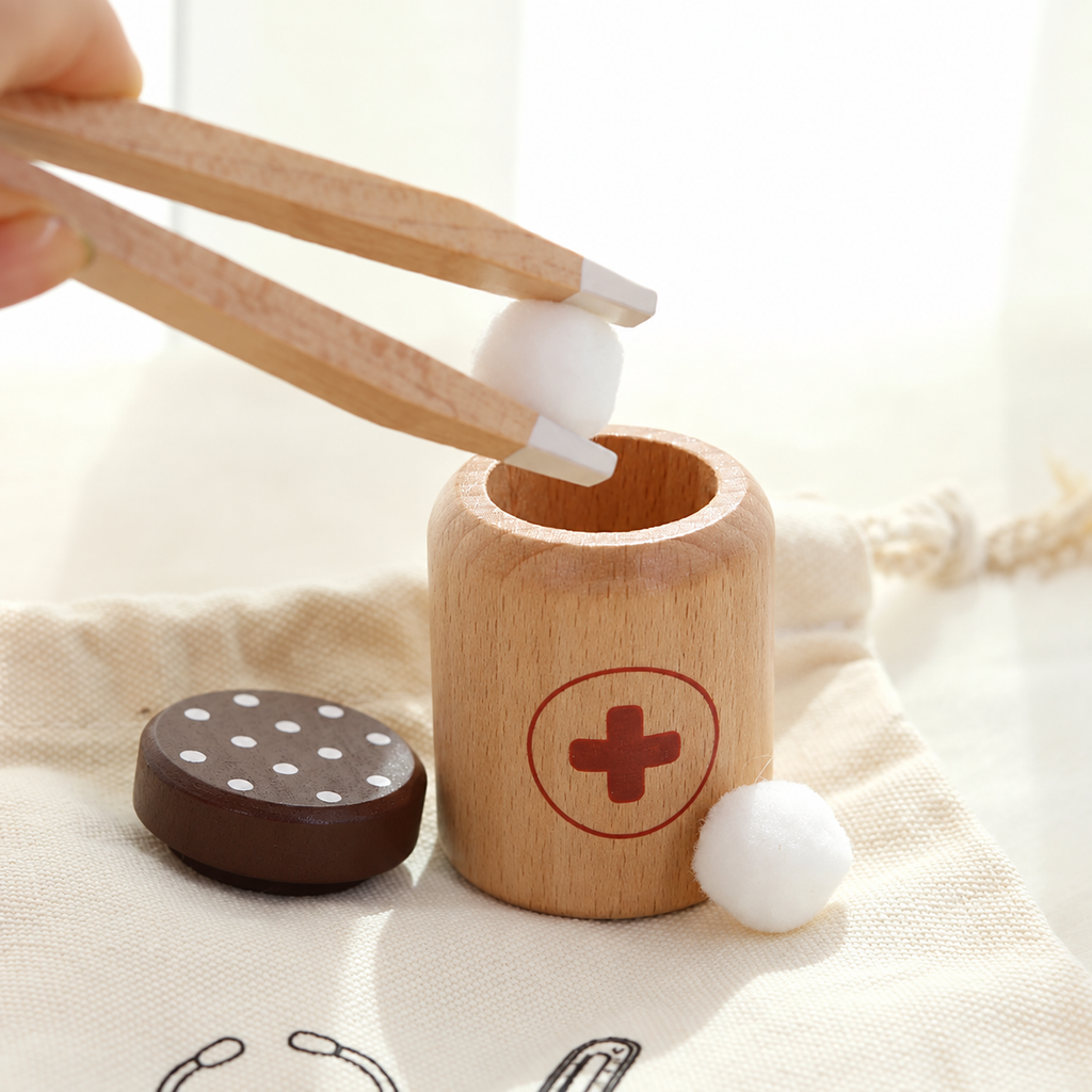 Wooden Doctor's Kit: product details and play ideas