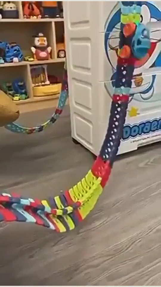 Flexible Car Racing Track Set, 184 Pieces, product video